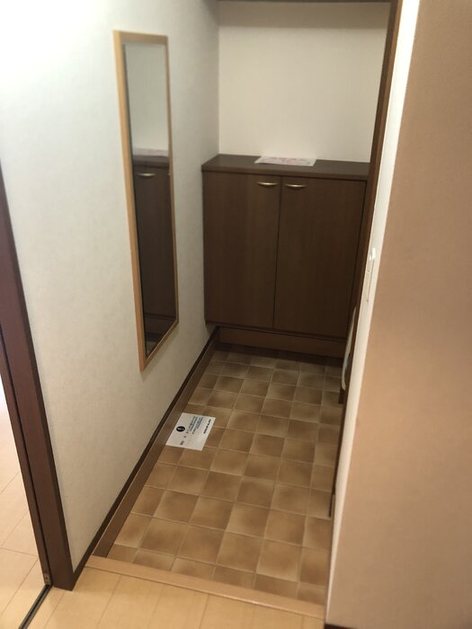 ジュネスあざみの玄関|玄関