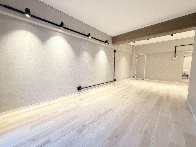 新吉田第二住宅の居間・リビング