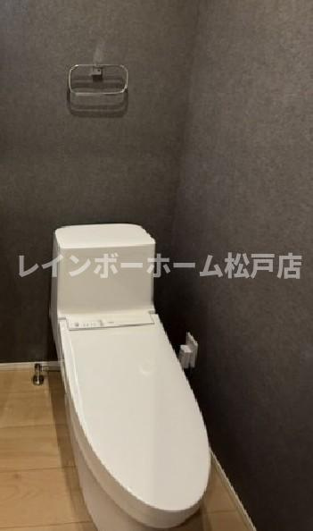 KT松戸六実のトイレ|シンプルで使いやすいトイレです
