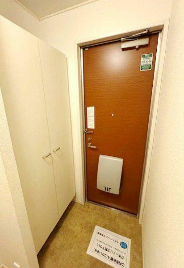 アストリア青葉ハイムの玄関