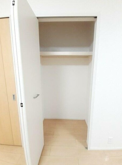 江戸川区江戸川３丁目のアパートの収納