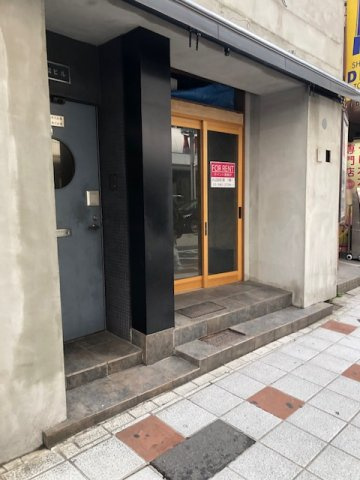 渋谷区道玄坂２丁目の店舗一部のエントランス