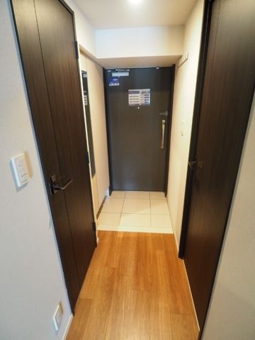 千代田区神田多町２丁目の賃貸マンションの玄関