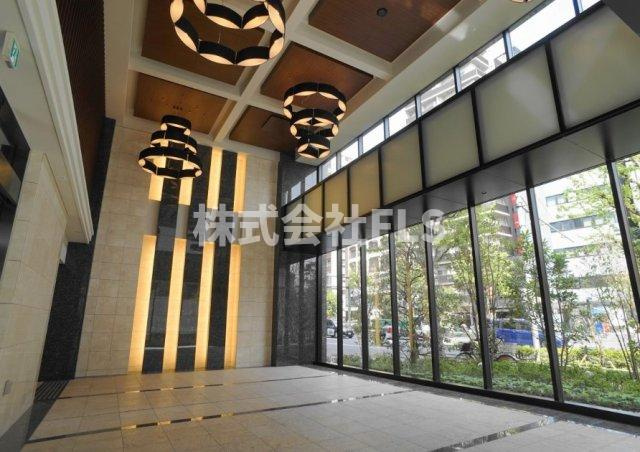 新宿区新宿１丁目の賃貸マンションのロビー
