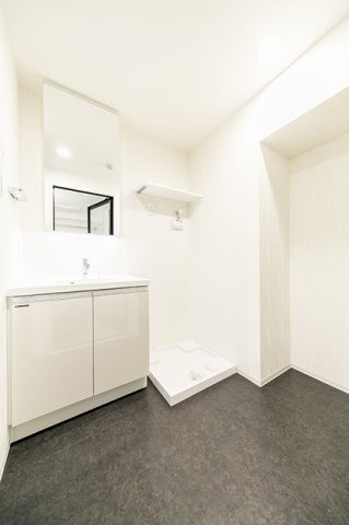 ミリアレジデンス新宿御苑の洗面所|※写真は同タイプ住戸です。