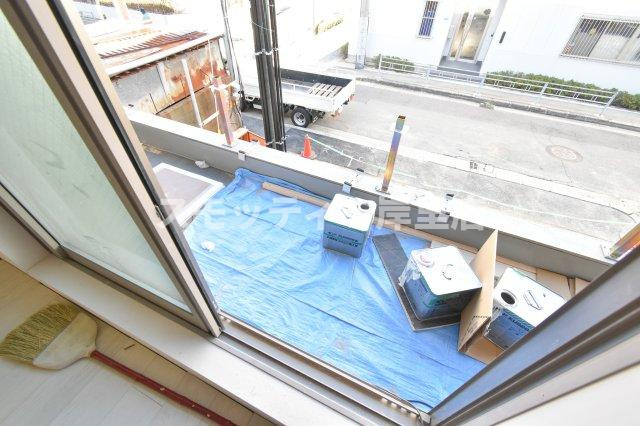 Buzz北加賀屋のバルコニー