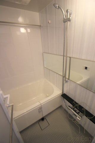 トライエスタ梅北の浴室