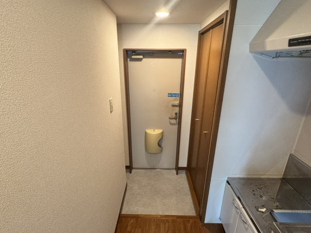 ベルドミール末広Ⅲ番館の玄関