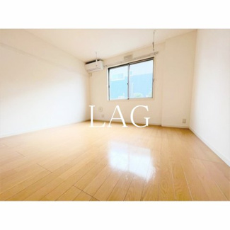 【居間・リビング】 | レーベンハイム | 洋室のお部屋です。