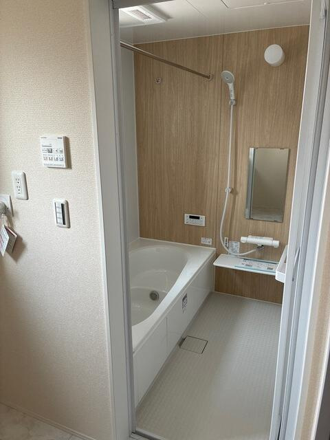 新築戸建て・仲介手数料無料）小牧市池之内鳶ケ巣・１号棟の浴室|ゆったり過ごせるお風呂です