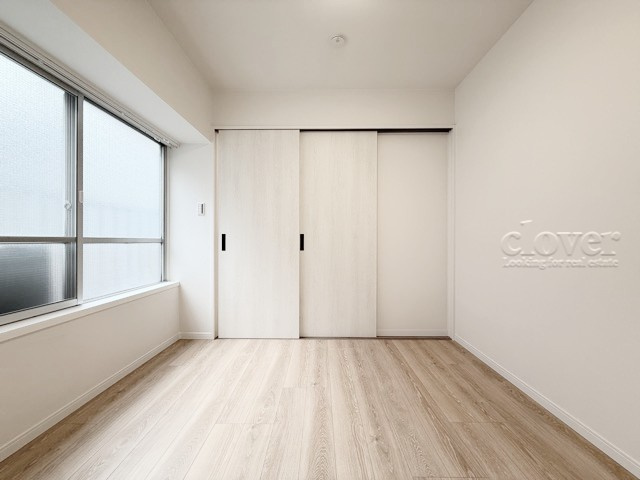 【寝室】 | 大森三井マンション | 落ち着いた雰囲気のある居室のひとつ。～即日のご見学可能～　お問合せはお気軽に。