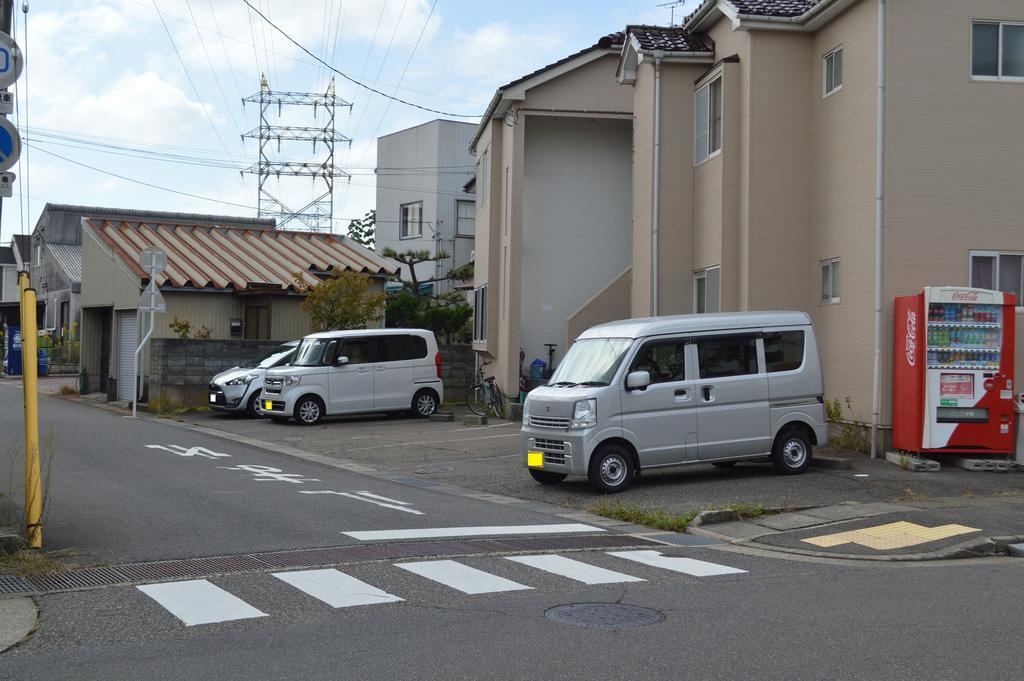エスケーハイツBの駐車場