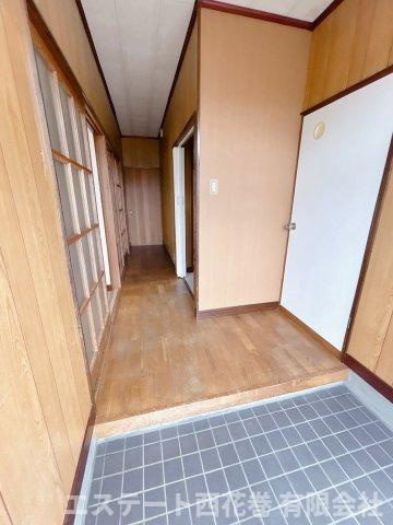 佐藤住宅の玄関
