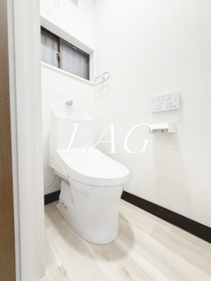 【トイレ】 | 大島戸建 | トイレです。