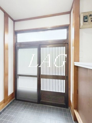 【玄関】 | 大島戸建 | 玄関です。