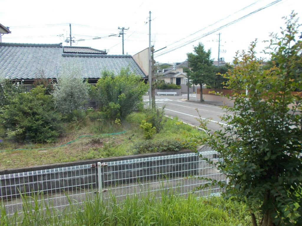 向陽荘（3軒長屋）の展望