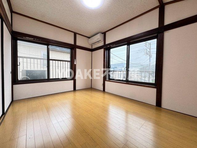 大和市草柳１丁目戸建の居間・リビング