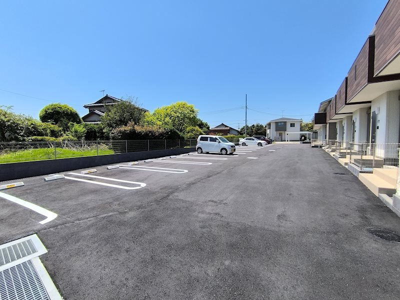 nagisa Aの駐車場