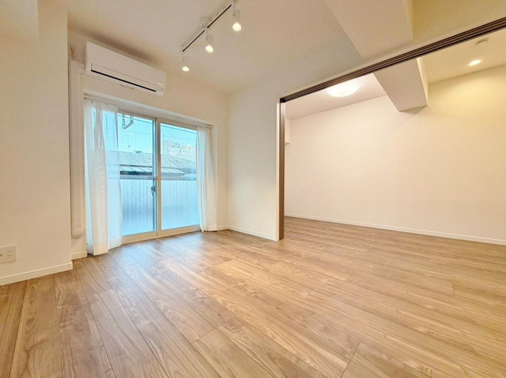 【居間・リビング】