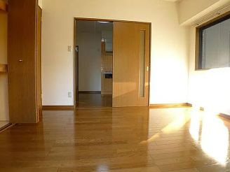 足立区西綾瀬２丁目の賃貸マンション