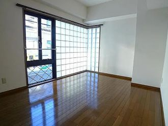 足立区西綾瀬２丁目の賃貸マンション