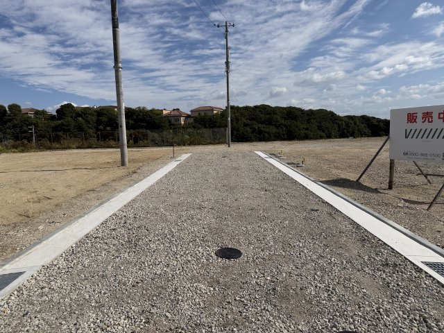 【ヴィレッタの杜】愛宕山Ｇ第１期・第２期の前面道路含む現地写真|位置指定道路です