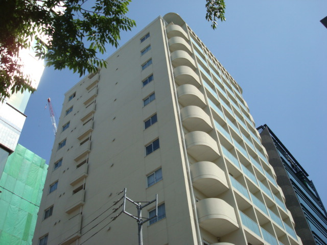 名古屋市東区泉１丁目の賃貸マンションの外観