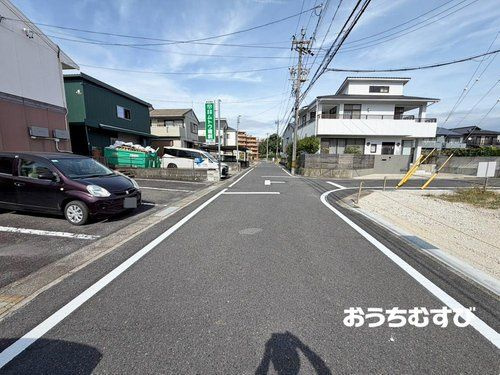 尾張旭市井田町2期(全2棟)の前面道路含む現地写真
