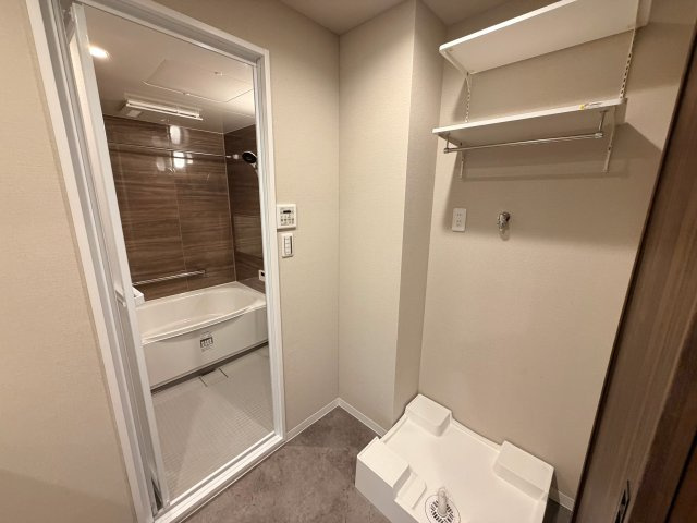 ☆選べる家具プレゼント☆グランディア土居田　503の洗面所