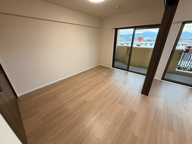 ☆選べる家具プレゼント☆グランディア土居田　503の洋室