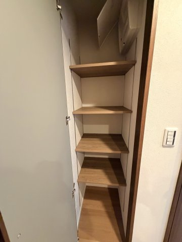 ☆選べる家具プレゼント☆グランディア土居田　503の収納