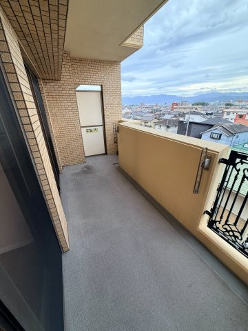 ☆選べる家具プレゼント☆グランディア土居田　503のバルコニー