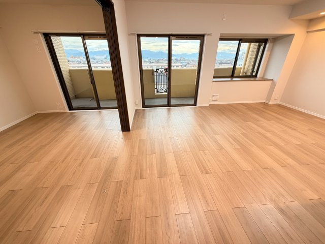 ☆選べる家具プレゼント☆グランディア土居田　503の居間・リビング