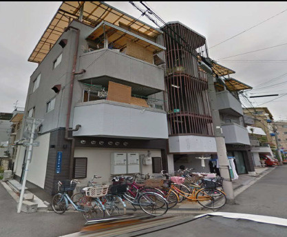 大阪市西成区　一棟収益マンションの外観