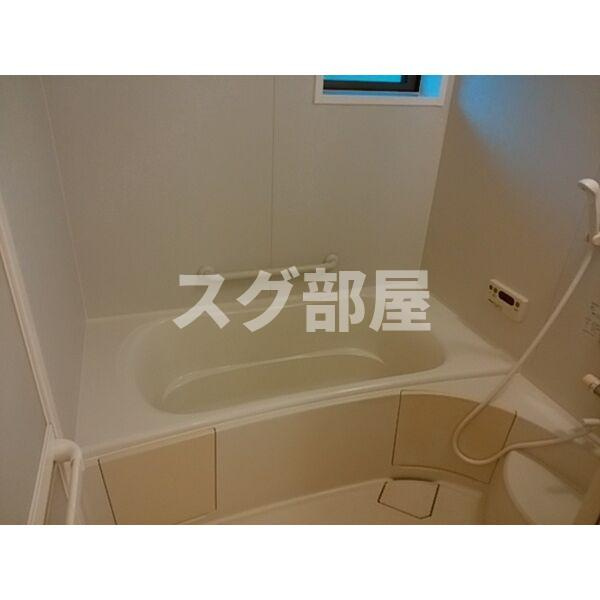 グリーンハイツ小山 C棟の浴室
