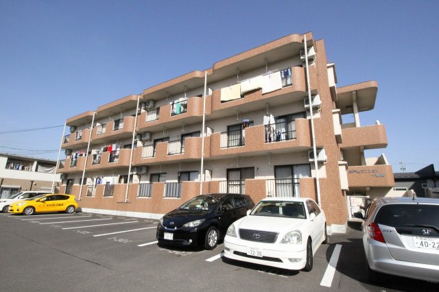 瀬戸山マンション3号館