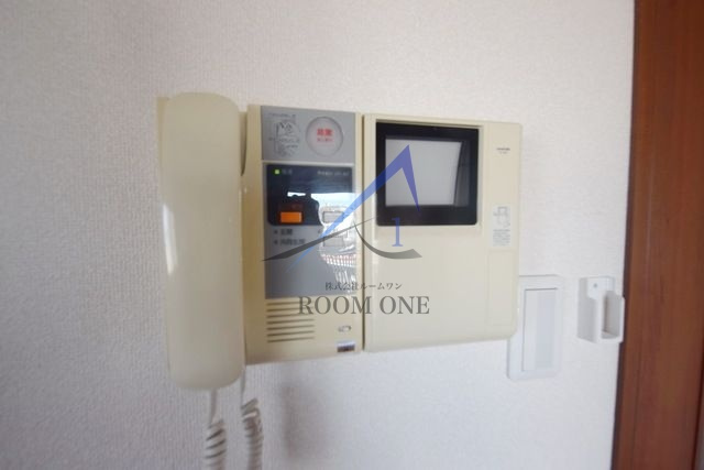 ハイトサーブル川崎のセキュリティ|モニター付インターホンです。