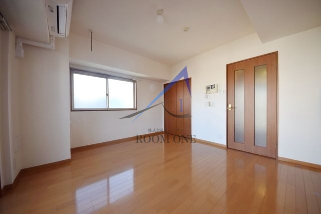 ハイトサーブル川崎の居間・リビング|洋室のお部屋です。