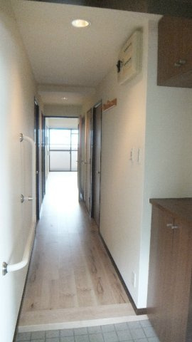 アーベイン成城 の玄関
