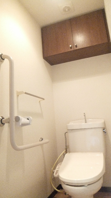 アーベイン成城 のトイレ