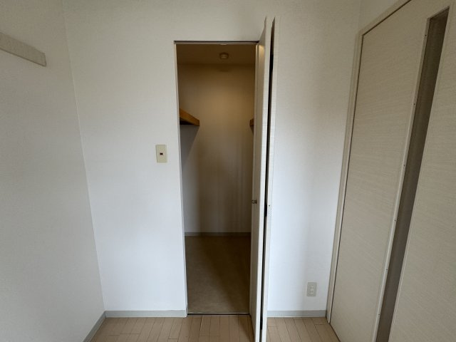 ウィスタリア三国の収納