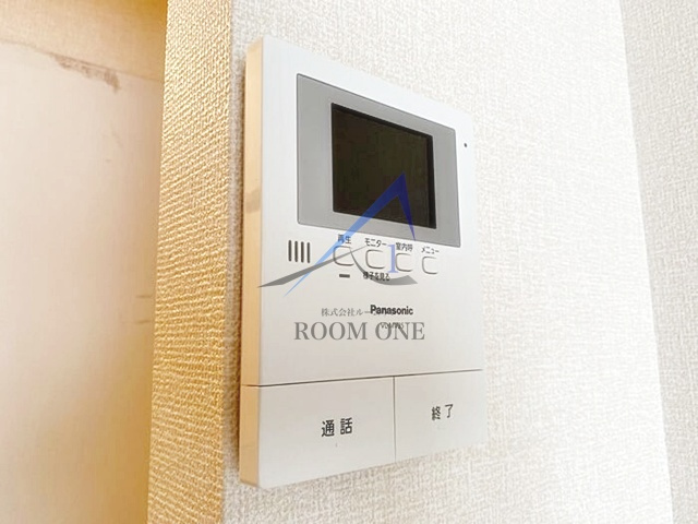 キャッスル多摩川のセキュリティ|モニター付きインターホンです。