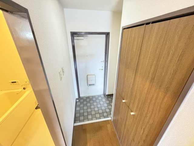 カトンテールの玄関