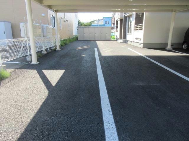 Grand OakⅤの駐車場