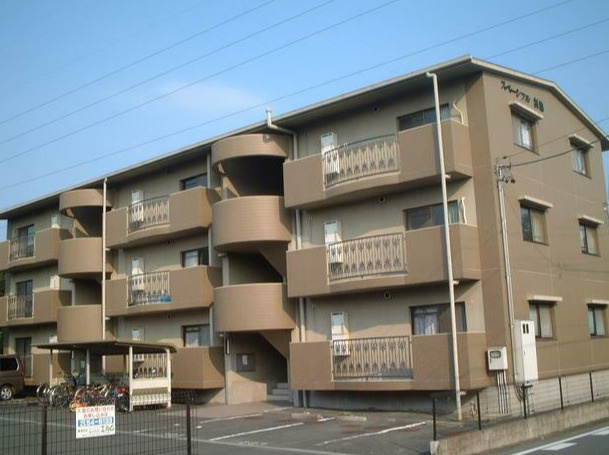 スぺーシフル浜池