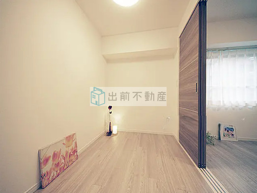 新宿区西早稲田２丁目の賃貸マンションの洋室