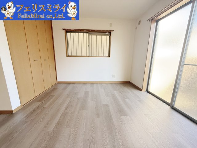 神戸市西区池上４丁目５-２３付近の洋室