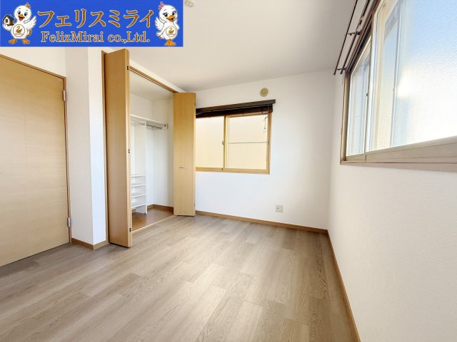 神戸市西区池上４丁目５-２３付近の洋室