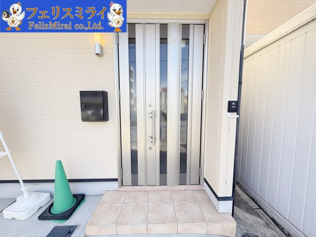 神戸市西区池上４丁目５-２３付近の玄関
