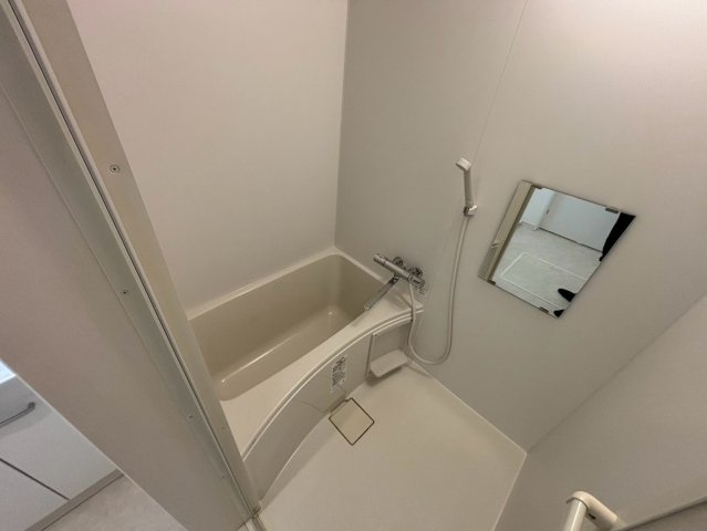 川崎市多摩区西生田２丁目のアパートの浴室